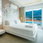 Kanyon Peninsula Kas