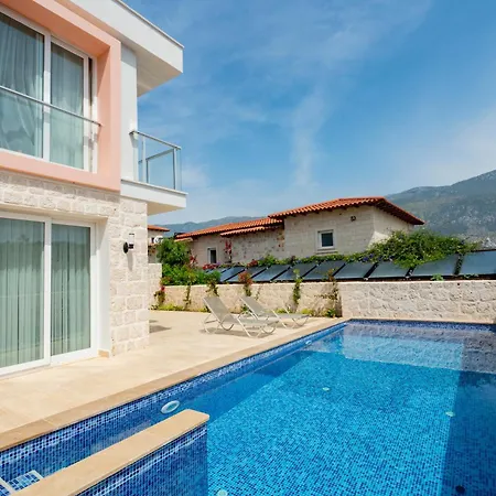 Kanyon Peninsula Villa *