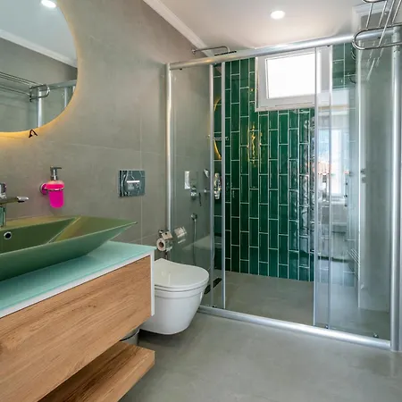 Kanyon Peninsula Villa Kas