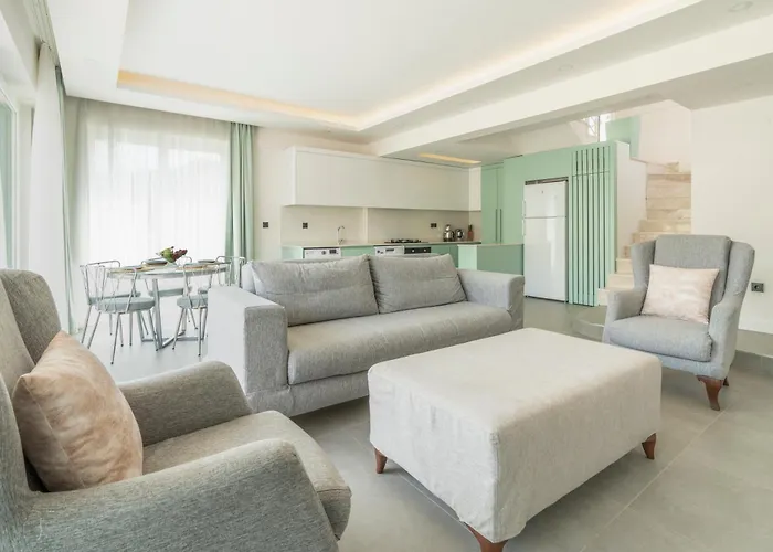 Kanyon Peninsula Villa *