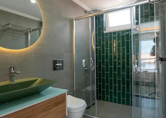 Kanyon Peninsula * Kaş