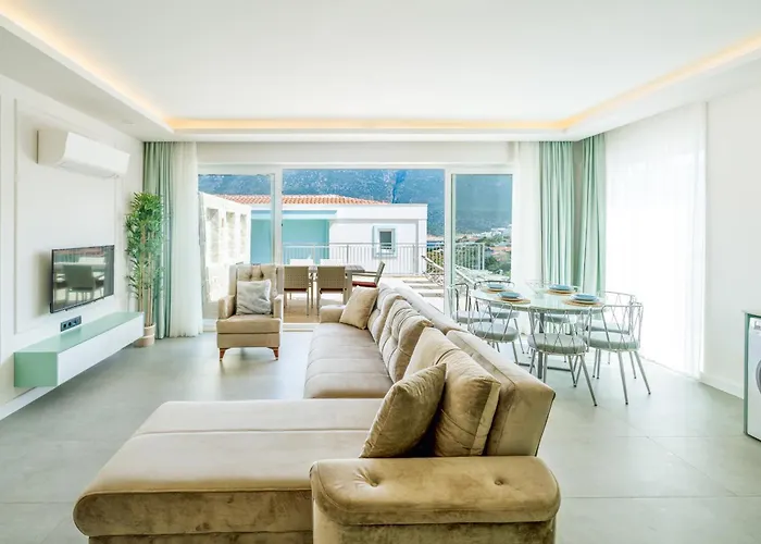 Kanyon Peninsula Villa