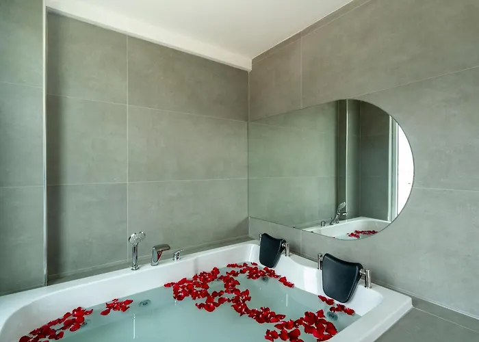 Kanyon Peninsula Villa *