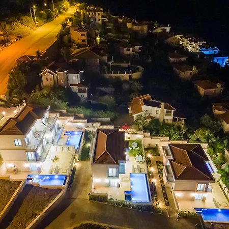 Kanyon Peninsula Villa *