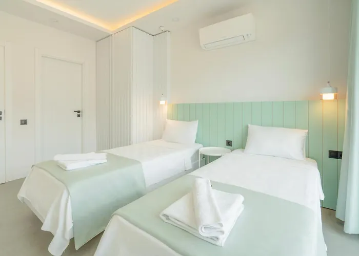 Kanyon Peninsula Villa