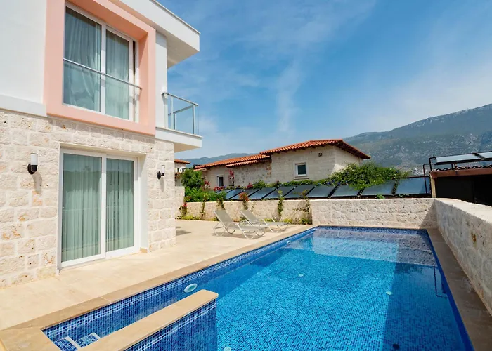 Kanyon Peninsula Villa *