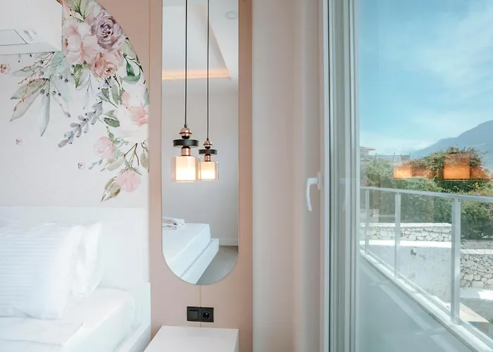 Kanyon Peninsula Villa *