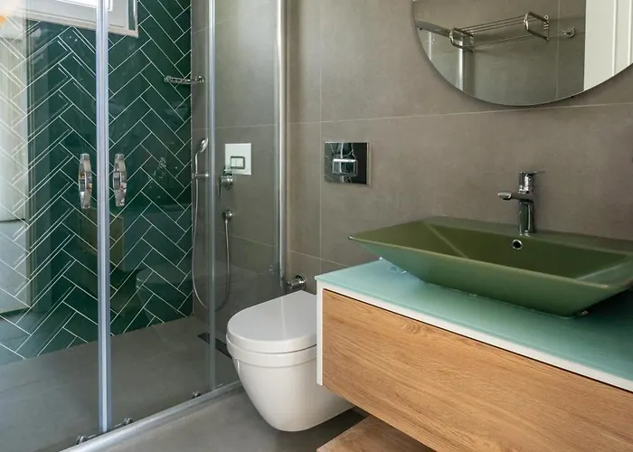 Kanyon Peninsula Kas